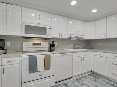 200 Ocean Trail Way, Jupiter, FL 33477