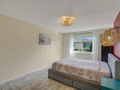 202 High Point Terrace W, Delray Beach, FL 33445