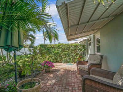 202 High Point Terrace W, Delray Beach, FL 33445