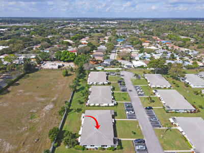 202 High Point Terrace W, Delray Beach, FL 33445