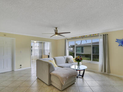 202 High Point Terrace W, Delray Beach, FL 33445