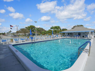 202 High Point Terrace W, Delray Beach, FL 33445