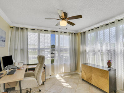 202 High Point Terrace W, Delray Beach, FL 33445