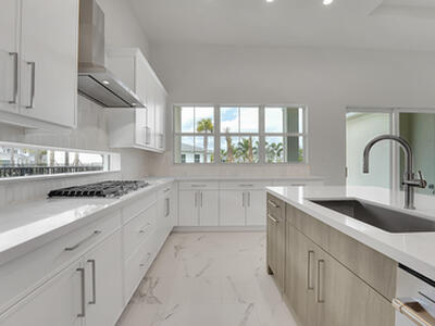 9341 Crestview Circle, Palm Beach Gardens, FL 33412