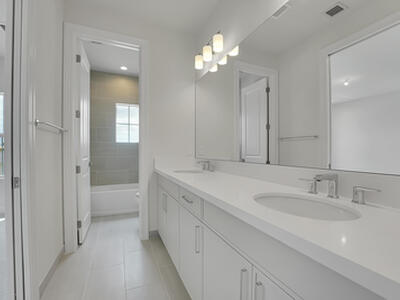 9341 Crestview Circle, Palm Beach Gardens, FL 33412