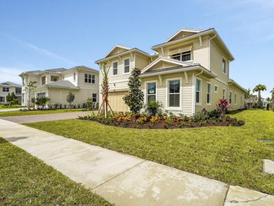 9341 Crestview Circle, Palm Beach Gardens, FL 33412