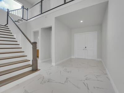 9341 Crestview Circle, Palm Beach Gardens, FL 33412