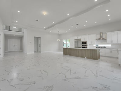 9341 Crestview Circle, Palm Beach Gardens, FL 33412