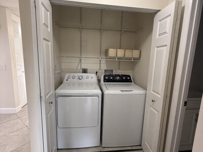 1303 Lakeview Drive E, Royal Palm Beach, FL 33411