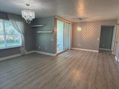 208 Villa Circle, Boynton Beach, FL 33435