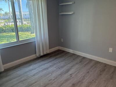 208 Villa Circle, Boynton Beach, FL 33435