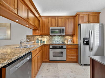 401 Ocean Bluffs Boulevard, Jupiter, FL 33477