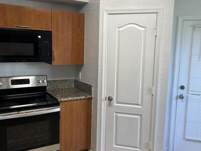 130 SW Peacock Boulevard, Port Saint Lucie, FL 34986