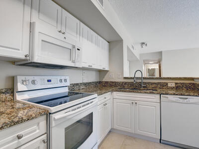 651 Okeechobee Boulevard, West Palm Beach, FL 33401