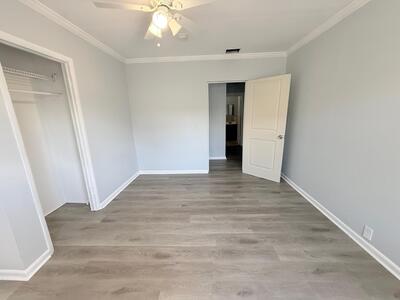 1000 W Lakewood Road, West Palm Beach, FL 33405