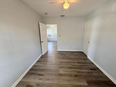 1000 W Lakewood Road, West Palm Beach, FL 33405