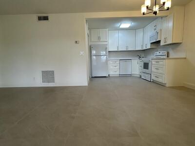 205 Pine Hov Circle, Greenacres, FL 33463