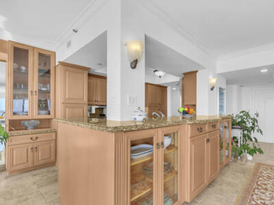 4000 N Ocean Drive, Singer Island, FL 33404