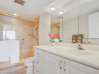 4000 N Ocean Drive, Singer Island, FL 33404