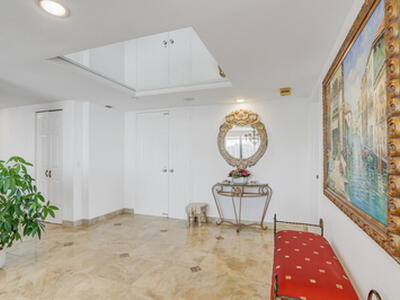 4000 N Ocean Drive, Singer Island, FL 33404