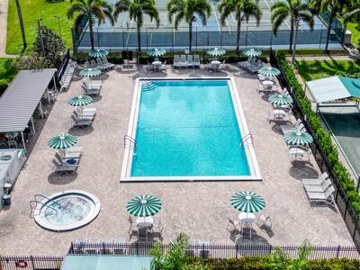 2615 NE 3rd Court, Boynton Beach, FL 33435