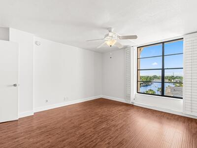 15 Royal Palm Way, Boca Raton, FL 33432