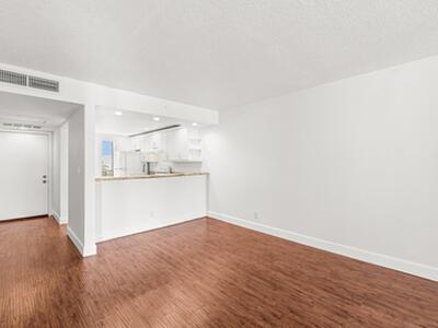 15 Royal Palm Way, Boca Raton, FL 33432