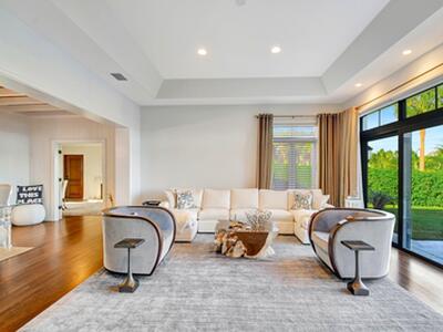 310 S Lake Drive, Lantana, FL 33462