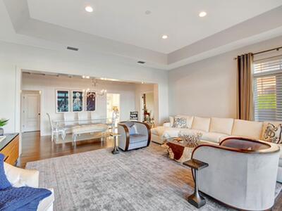 310 S Lake Drive, Lantana, FL 33462