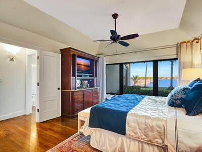 310 S Lake Drive, Lantana, FL 33462