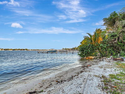 310 S Lake Drive, Lantana, FL 33462