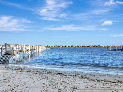 310 S Lake Drive, Lantana, FL 33462