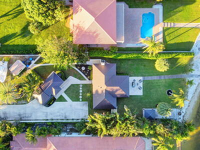 310 S Lake Drive, Lantana, FL 33462