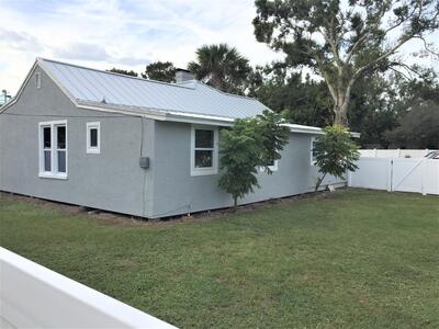 1805 21st Avenue, Vero Beach, FL 32960