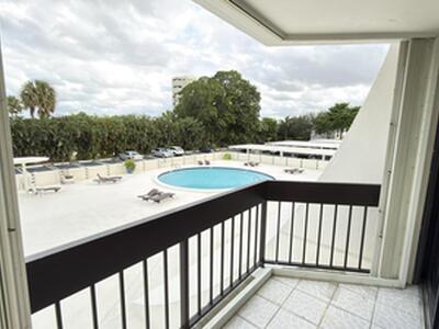 2000 Presidential Way, West Palm Beach, FL 33401