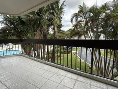 2000 Presidential Way, West Palm Beach, FL 33401