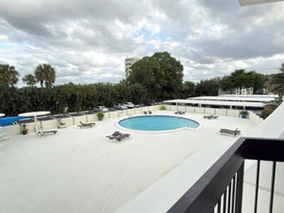 2000 Presidential Way, West Palm Beach, FL 33401