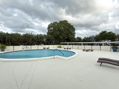 2000 Presidential Way, West Palm Beach, FL 33401