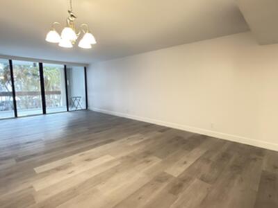 2000 Presidential Way, West Palm Beach, FL 33401