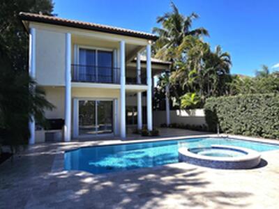 111 Fishermans Way, Jupiter, FL 33477