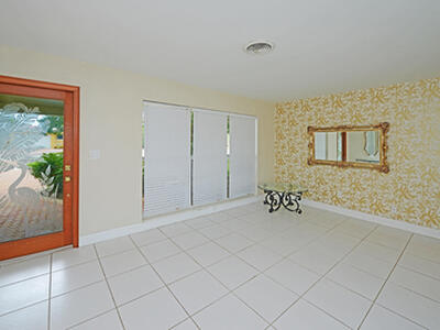 1001 SE 5 Avenue, Pompano Beach, FL 33060