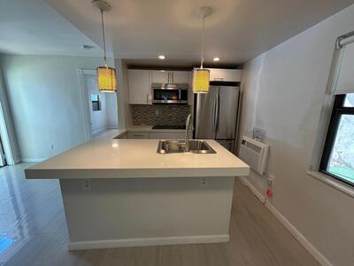 112 NE 5th Street, Fort Lauderdale, FL 33301