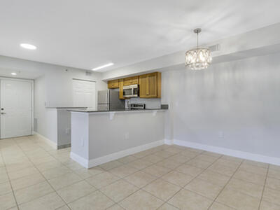 171 SW Palm Drive, Port Saint Lucie, FL 34986