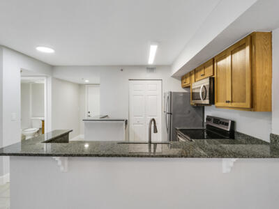 171 SW Palm Drive, Port Saint Lucie, FL 34986