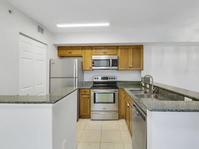 171 SW Palm Drive, Port Saint Lucie, FL 34986