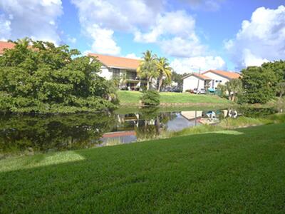 198 Lake Evelyn Drive, West Palm Beach, FL 33411