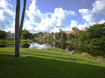 198 Lake Evelyn Drive, West Palm Beach, FL 33411