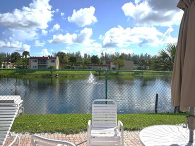 198 Lake Evelyn Drive, West Palm Beach, FL 33411