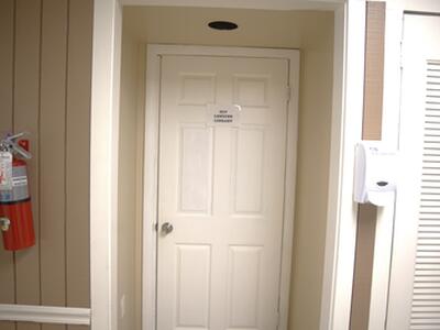 198 Lake Evelyn Drive, West Palm Beach, FL 33411