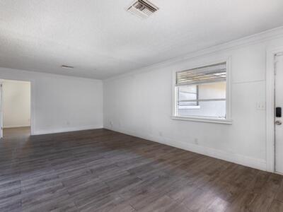 8642 Sunset Drive, Palm Beach Gardens, FL 33410